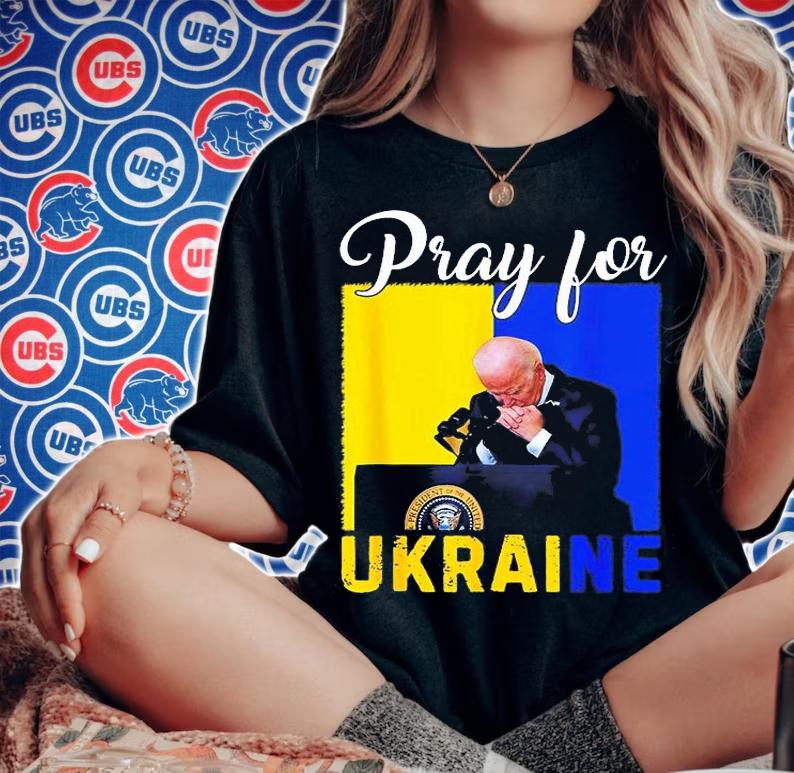 Biden Pray For Ukraine Funny With Face 2022 T-Shirt t-shirt woman shirt