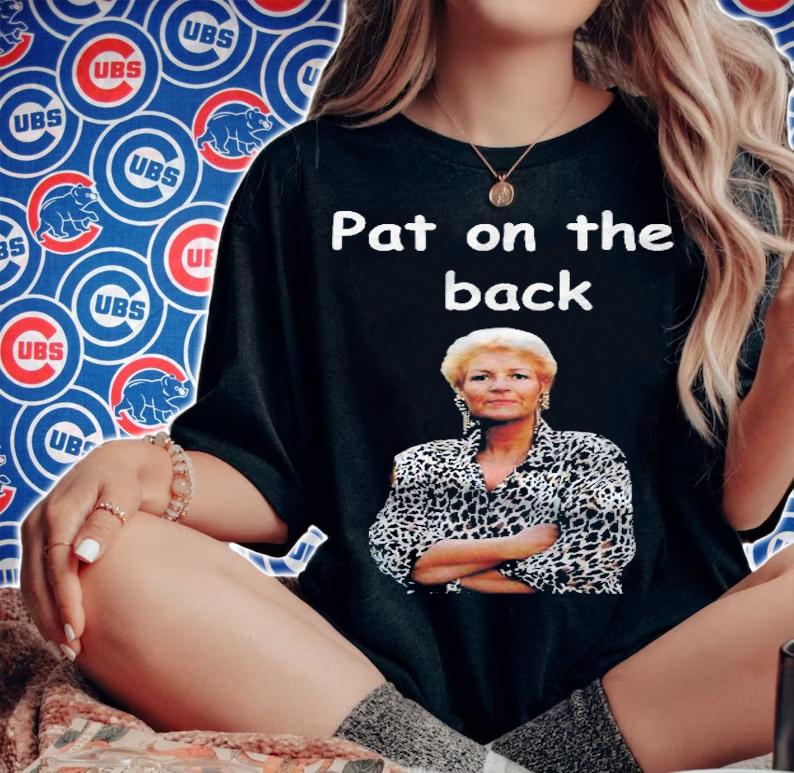 Pat On The Back Eastenders Classic T-shirt t-shirt