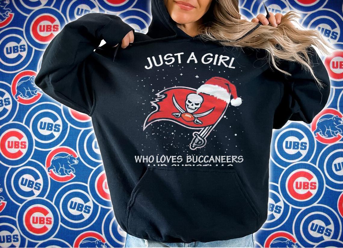 Just A Girl Who Loves Buccaneers And Christmas Shirt t-shirt hoodie