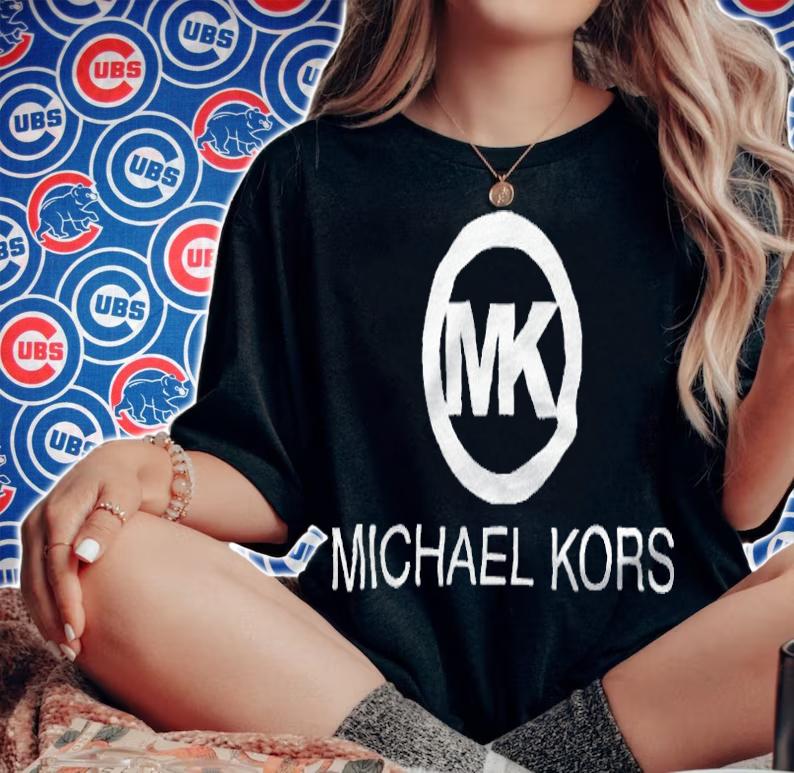 Michael Kors circle logo T-shirt, hoodie and v-neck