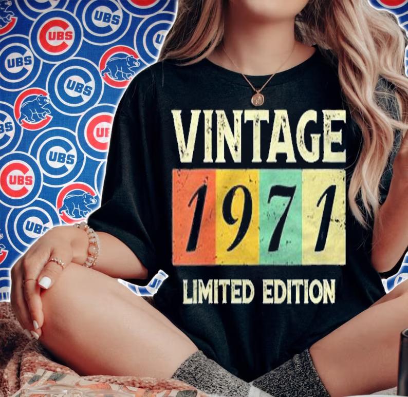 Womens Born In 1971 50Th Birthday Graphic T-shirt woman shirt