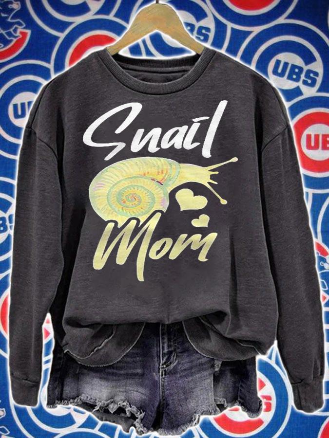 Snail Shirt Funny Snail Mom I Love Snails Joke Snail Lover Shirt sweatshirt
